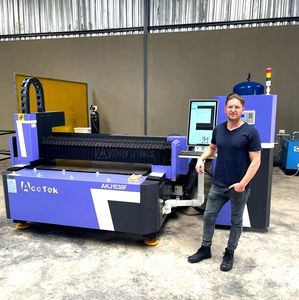 CNC Fiber Laser Cutting Machine 1500W-6KW for Sheet Metal Carbon Steel Stainless Steel Aluminum Raytools Head ±0.02mm